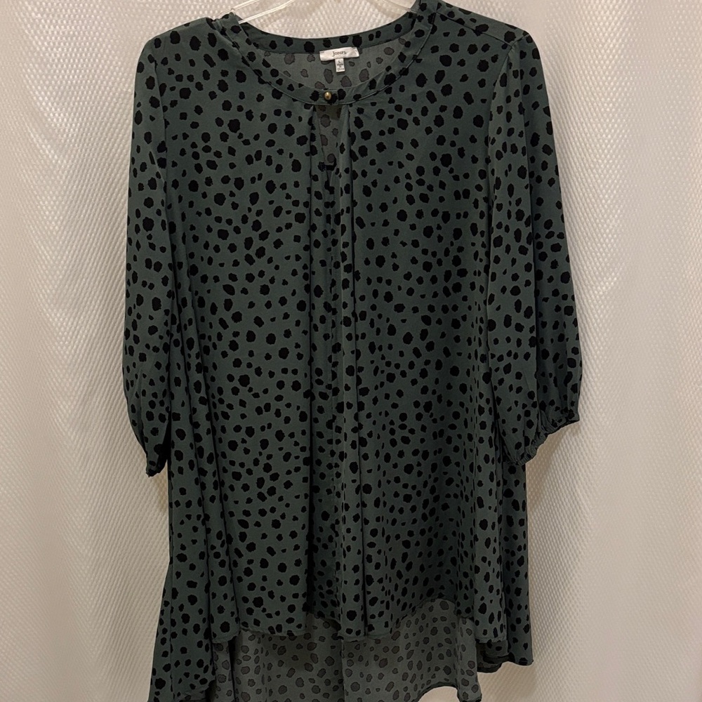 JODIFL Black and Green Polka Dot Blouse